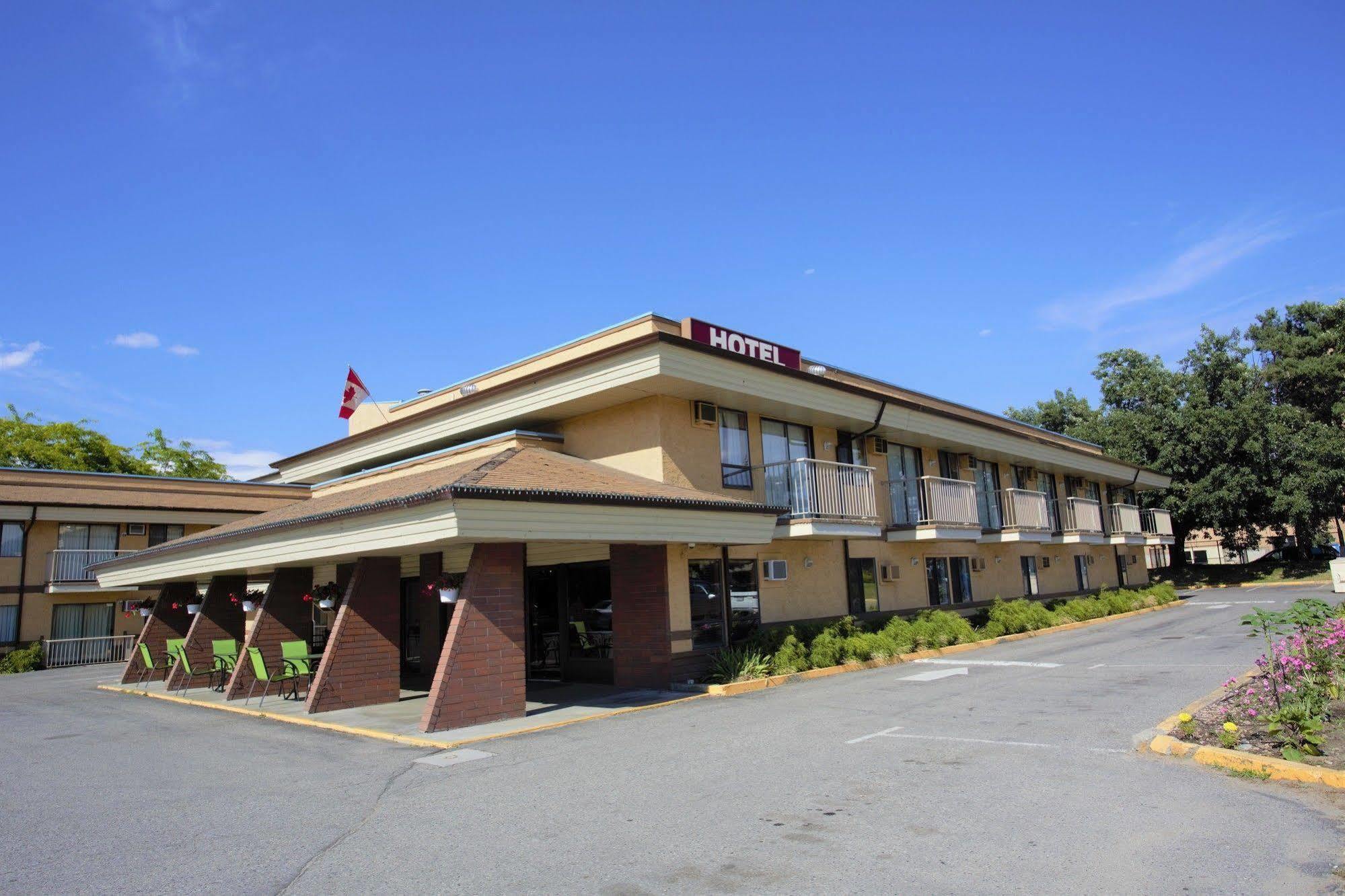 Dilworth Inn Kelowna Exterior foto
